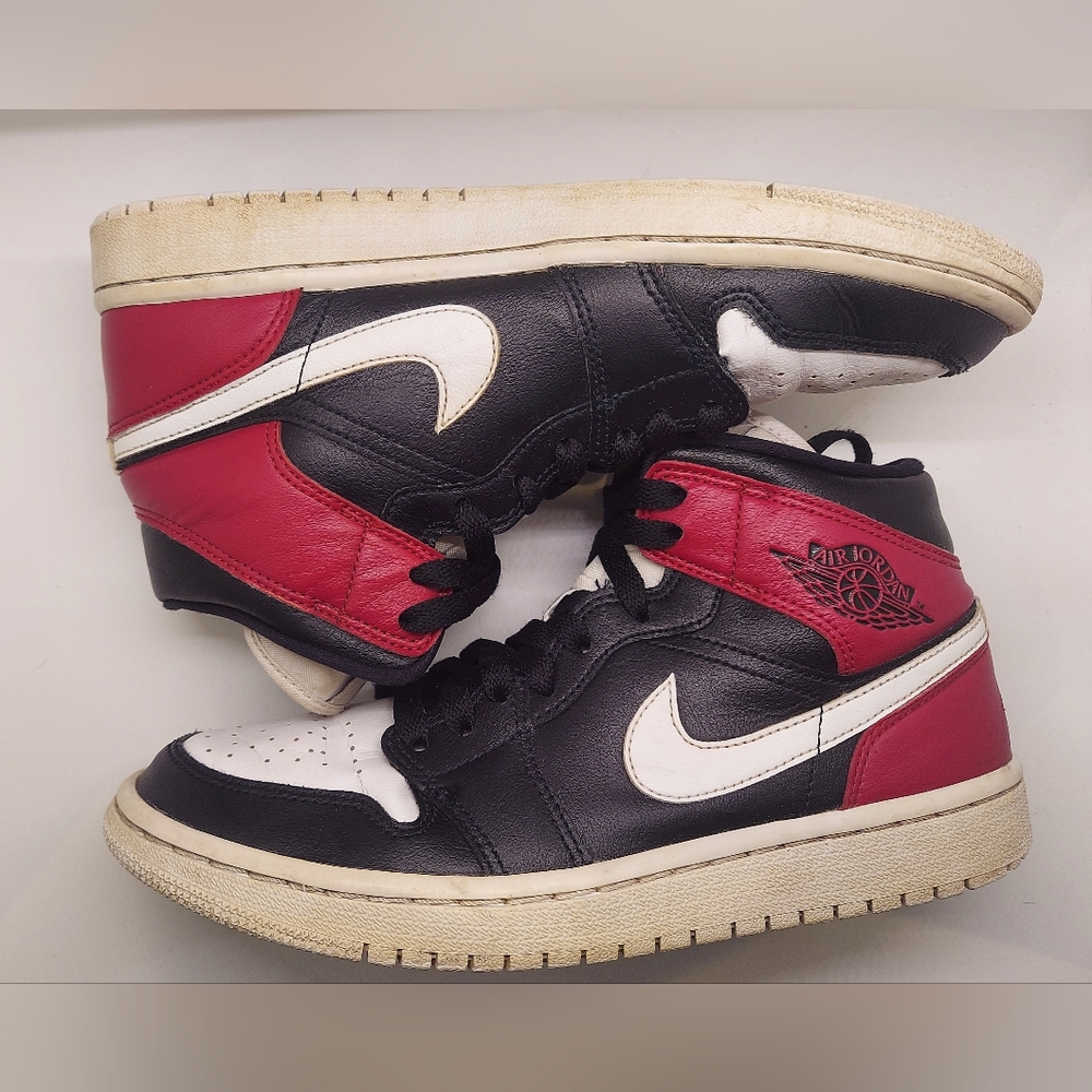 JORDAN 1 Mid "Noble Red" Women's 7 1/2 - Picture 6 of 6